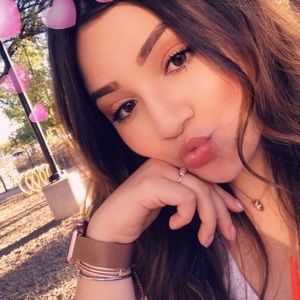 Meet your Posher, Deziraye